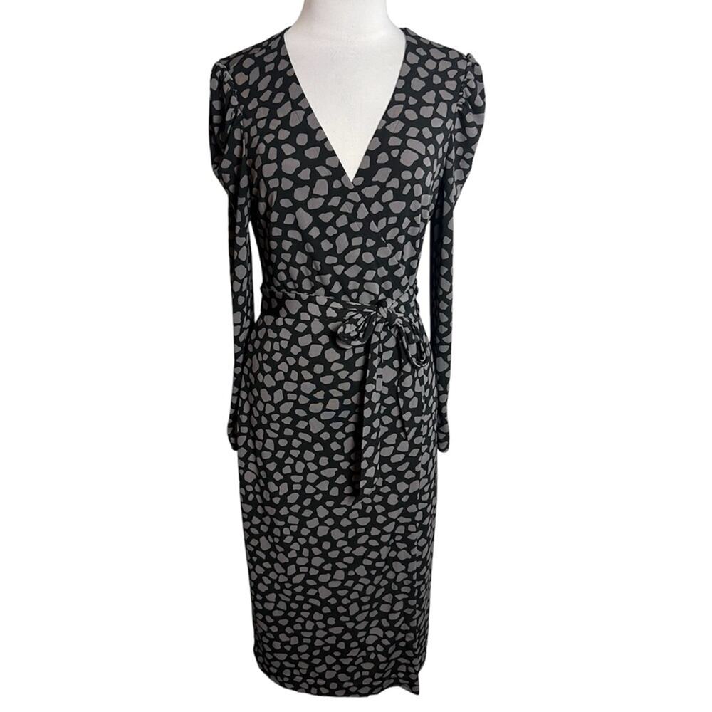 Ann Taylor Black‎ Giraffe Print Matte Jersey
Wrap Dress black gray Sz 4